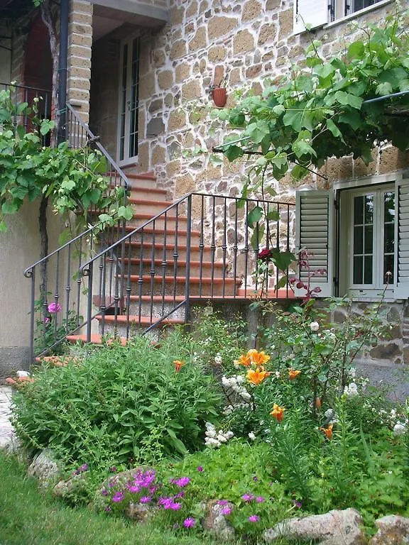 Podere Le Chiuse Сована 0*,